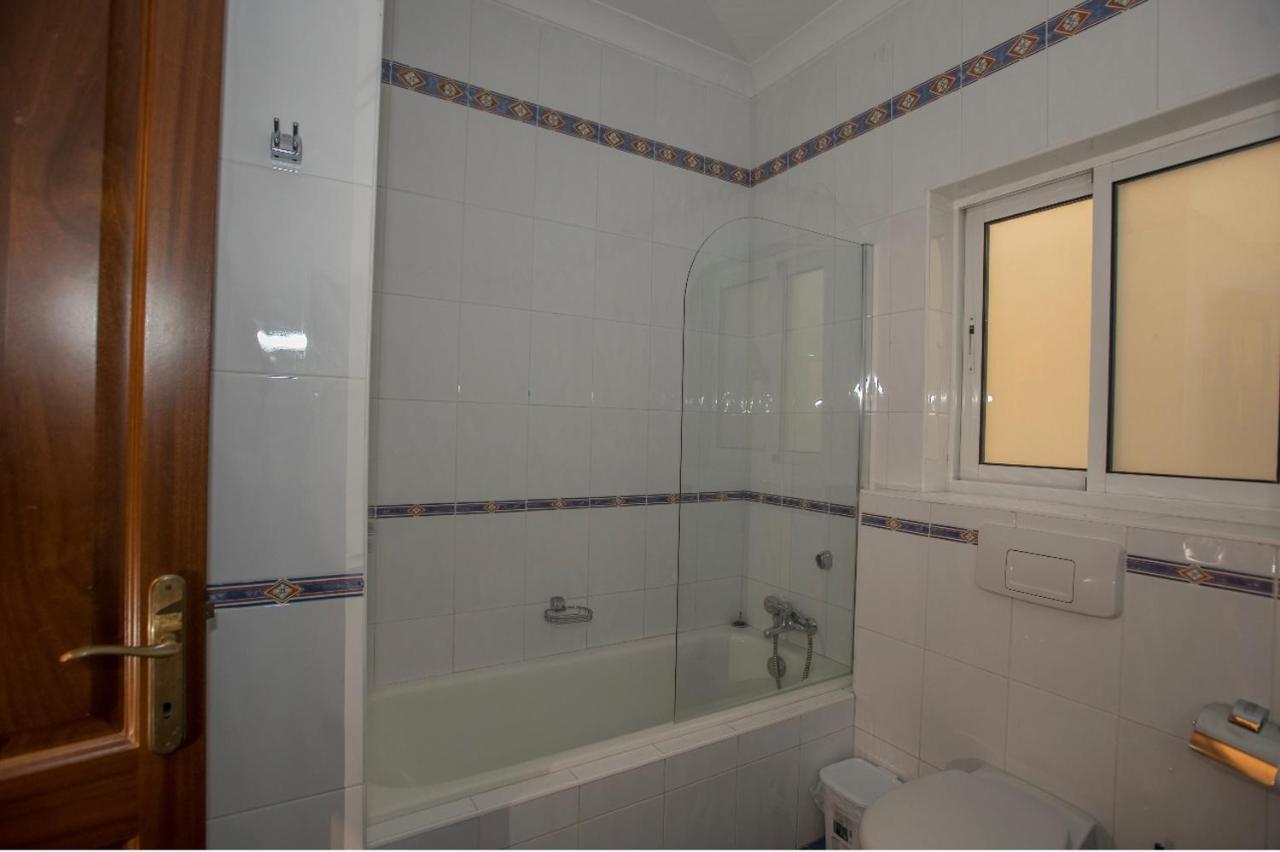Bugibba Square Seaview 3 Bedroom Apartment San Pawl il-Baħar Kültér fotó